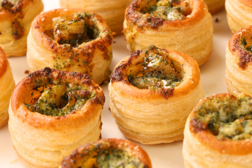 <p>小エビとつぶ貝の浜松パセリブルギニョン</p>