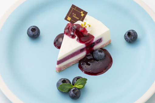 <p>浜松産ブルーベリーのフロマージュブラン</p>