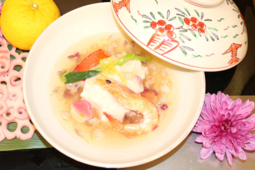 <p>天竜沖金目鯛蕪蒸し</p>