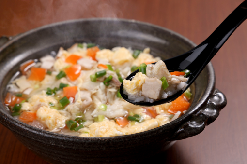 <p>＼タイムサービス／</p>
<p>遠州灘天然とらふぐ雑炊</p>