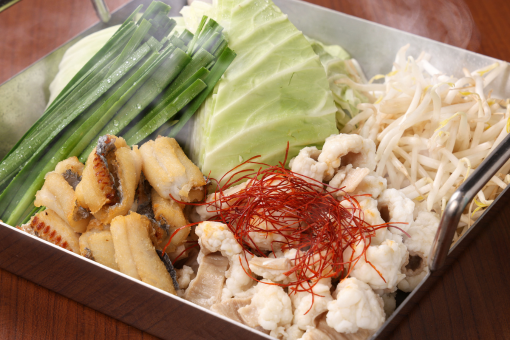 <p>ウェルシーズン特製　豆乳ピリ辛もつ鍋</p>