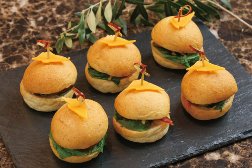 <p>焼津産 鮪生ハムバーガー</p>