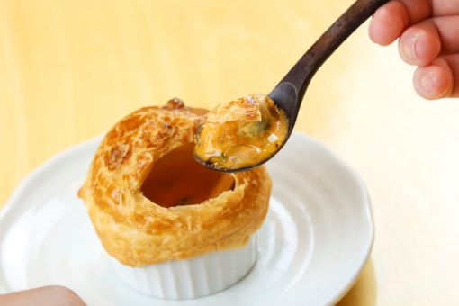 <p>シーフードパイ包み焼き</p>