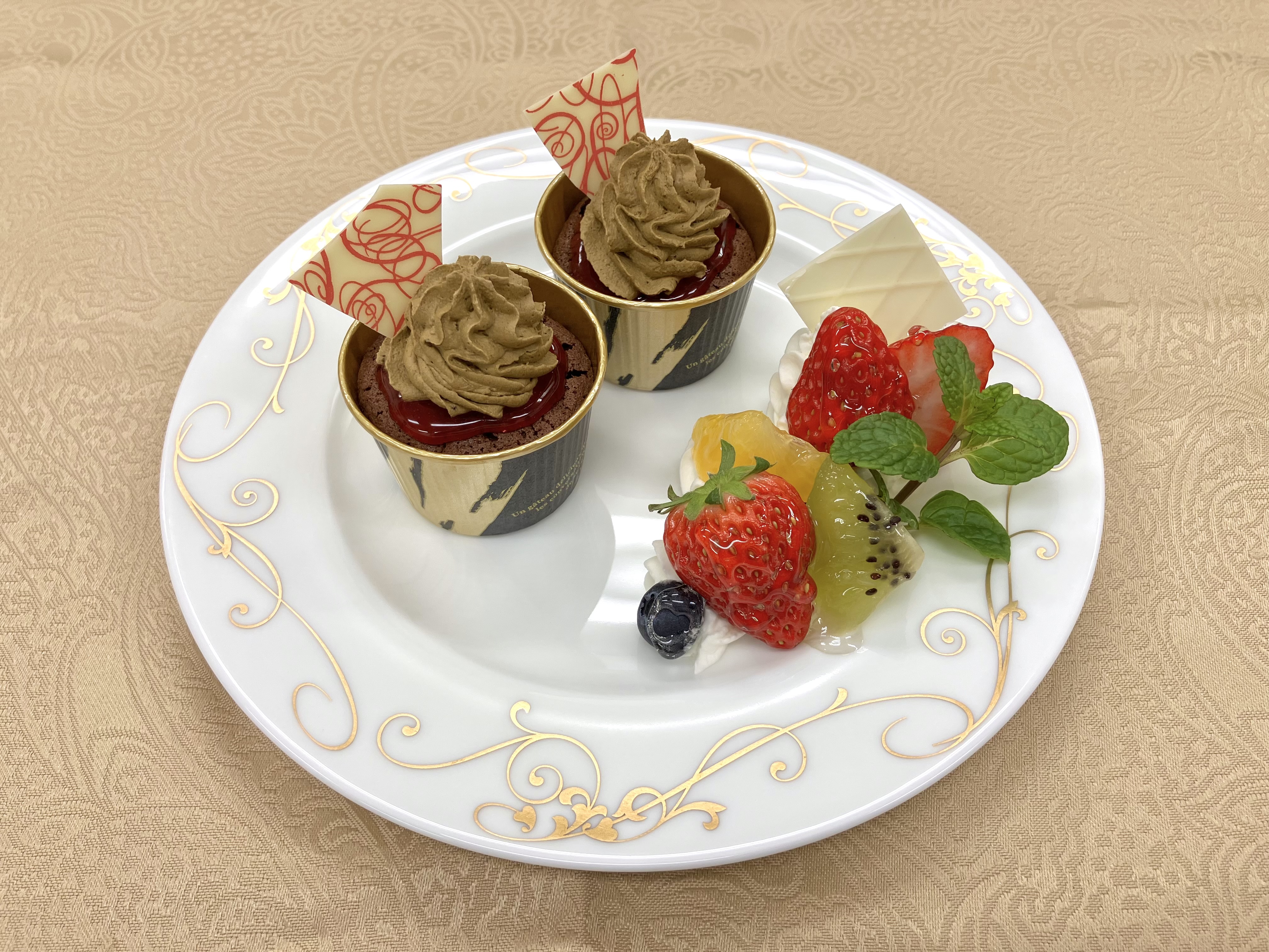 【ディナーバイキング】5月のスイーツのご紹介♪
